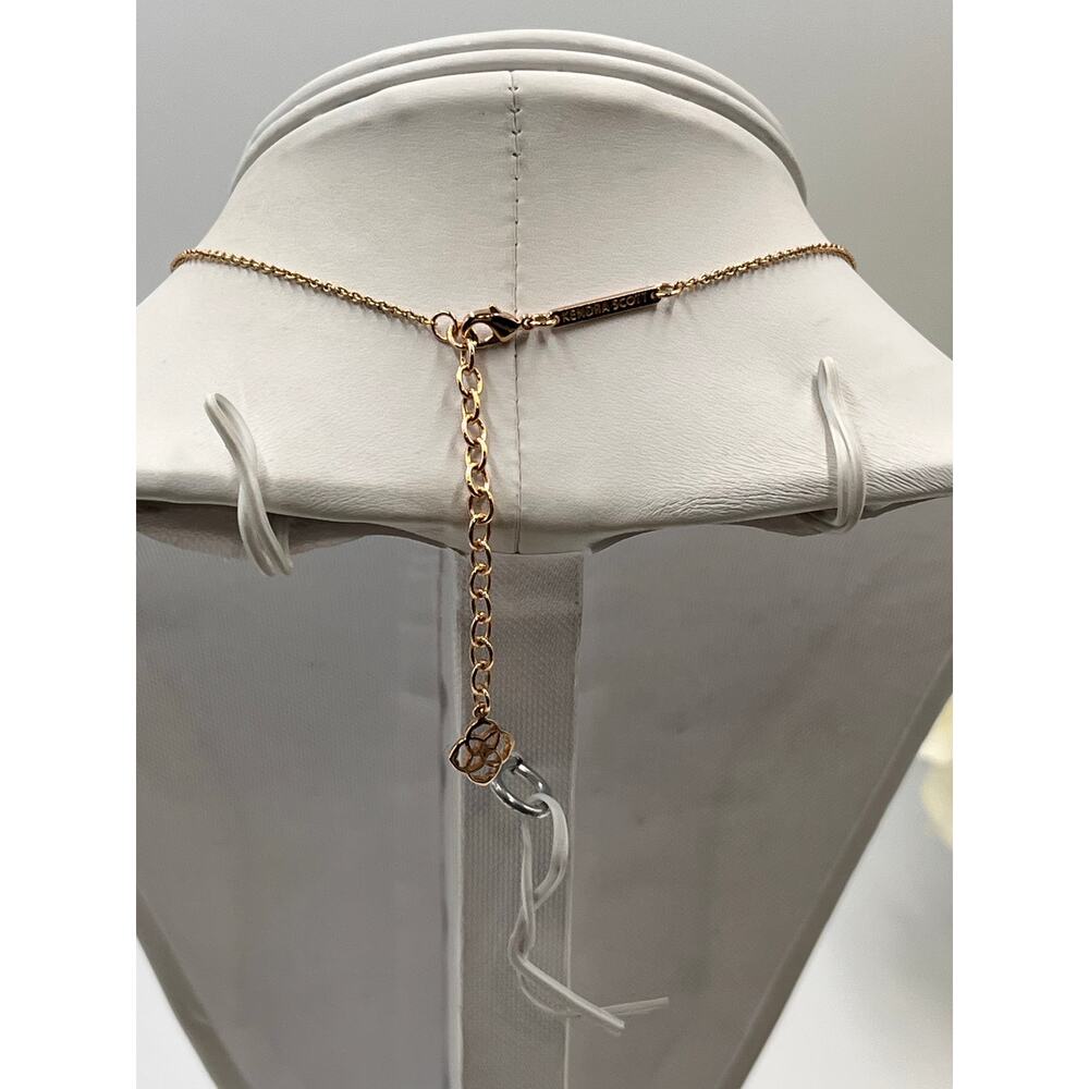 Kendra Scott Etta Grey Black
Granite Pendant Rose Gold Necklace - Picture 6 of 9